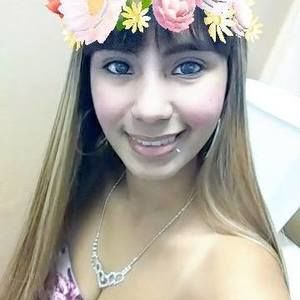 Meet your Posher, Raquel